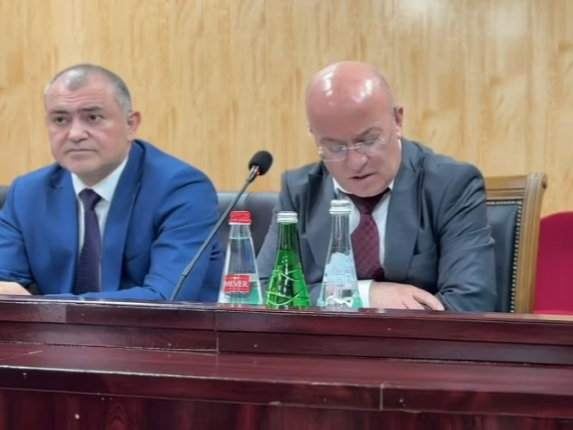 Накануне в администрации муниципалитета под председательством главы района Шахмурата Истанбулова прошло внеочередное заседание Антитеррористической комиссии.