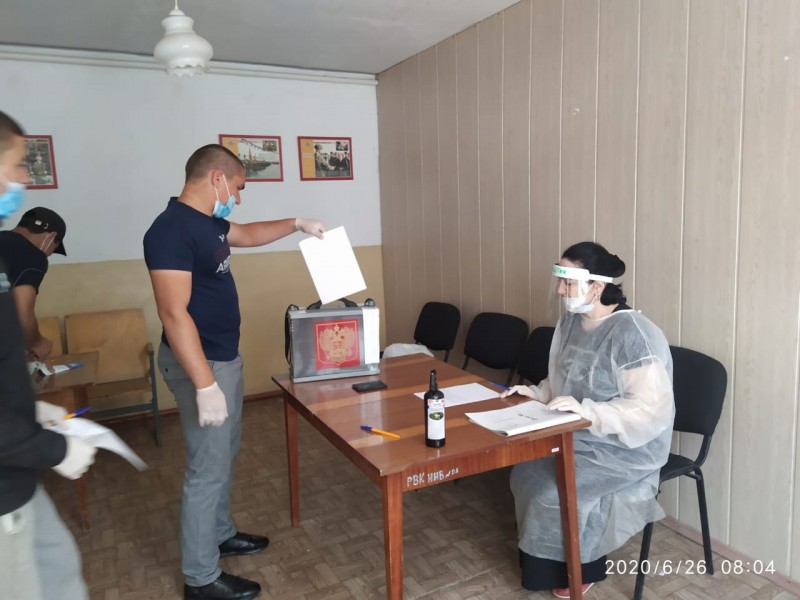 Призывники Бабаюртовского района перед отправкой в армию исполнили свой гражданский долг.