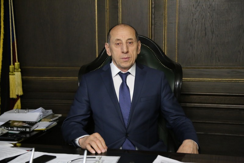 Даниял Исламов поздравил жителей муниципалитета с Первомаем.