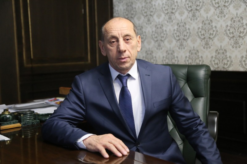 Поздравление И.О Главы Бабаюртовского района Данияла Исламова с Международным днем медицинской сестры.