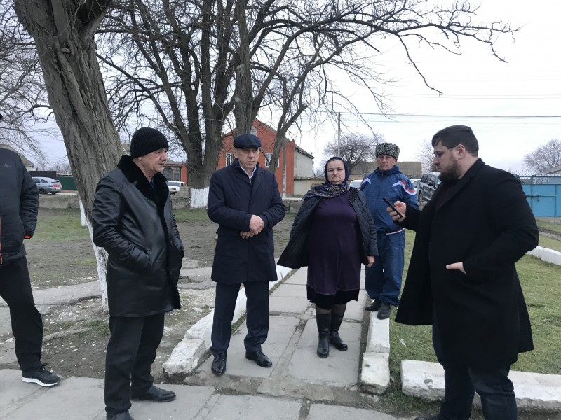Первый заместитель министра строительства и жилищно-коммунального хозяйства РД Мурад Алиев с рабочим визитом посетил село Львовское №1 Бабаюртовского района.