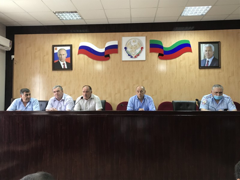 В Бабаюртовском районе обсудили возможность возобновления деятельности банкетных залов.
